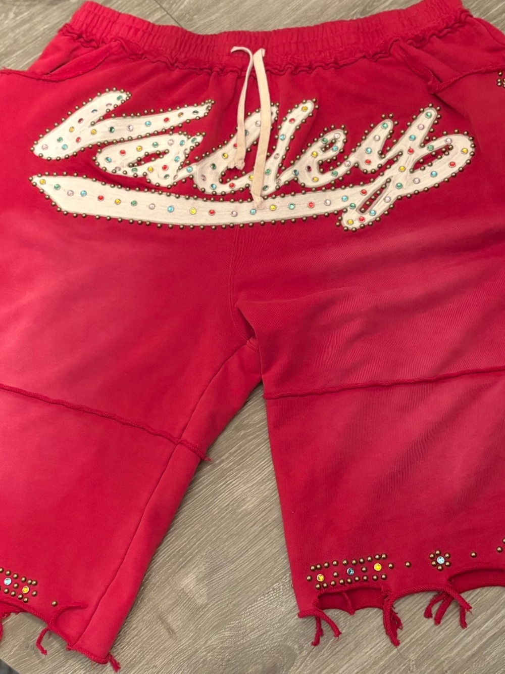 Valley forever SKITTLES SWEAT SHORTS RED (Authentic)